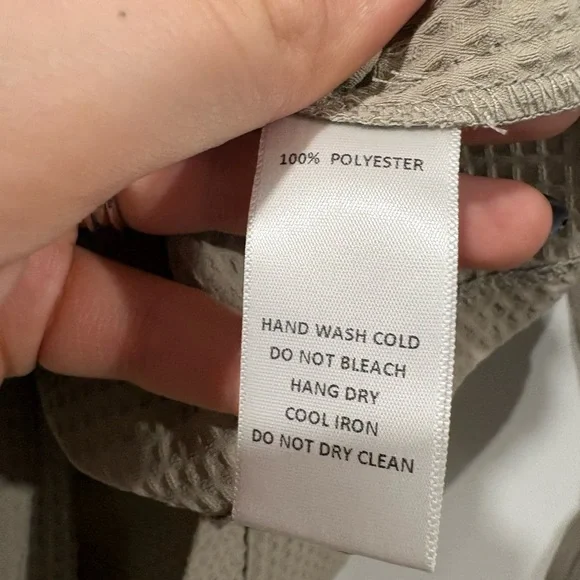 ALL ROW TIE DETAIL BLOUSE - Picture 7 of 7